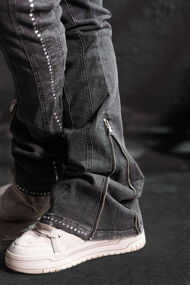 Black Stone-Line Premium Mens Stacked Jeans + Chain