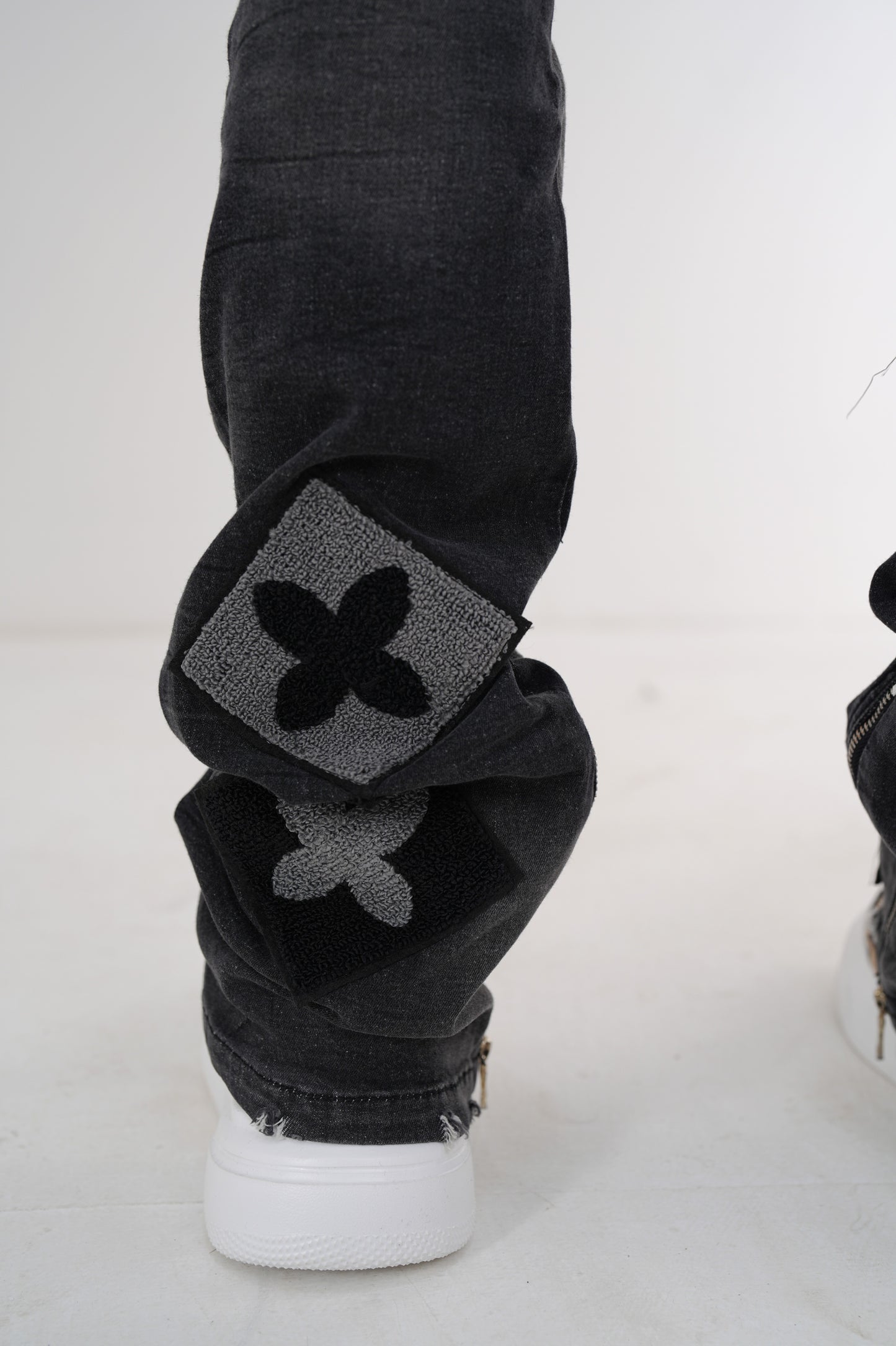 4Clover BlackPremium Mens Stacked Jeans + Wallet Chain