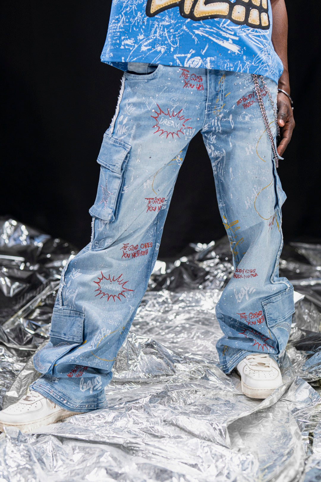 Graffiti Blue Mens Cargo Jeans + Chain